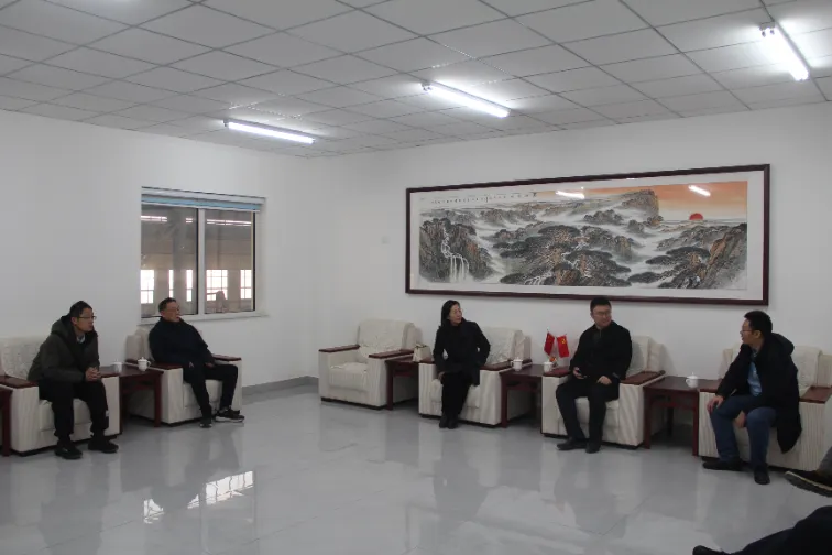 Pêşwaziya heyetek ji Zanîngeha Mîmarî ya Shandong ji bo Serdana Nebatê û Keşifkirina Hevkariyê